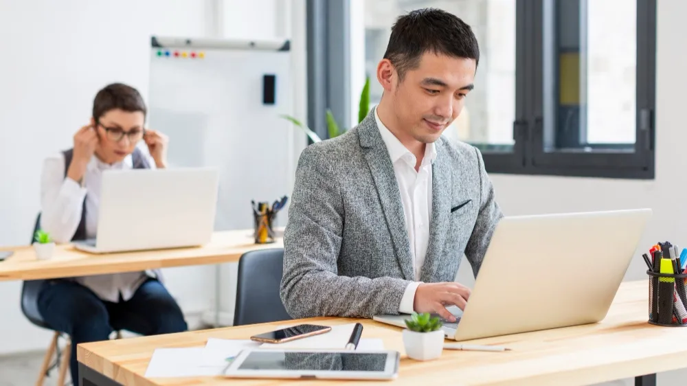 BẢO VỆ VÀ CẢI THIỆN XƯƠNG KHỚP DÂN VĂN PHÒNG