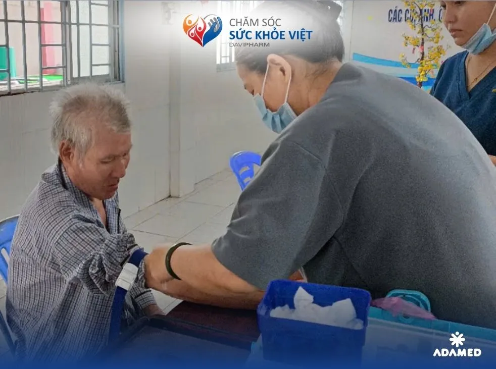 Chăm sóc sức khỏe Việt tầm soát sức khỏe miễn phí tại Vĩnh Long