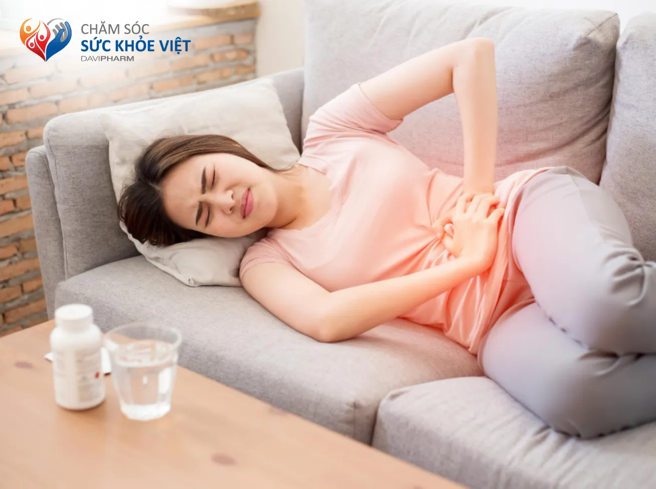 Dùng thuốc không đúng cách cũng là nguyên nhân khiến đau dạ dày không được giải quyết triệt để